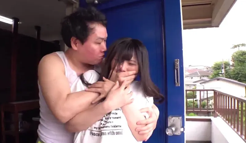 Tình đầu của tôi đã bị gã nhà bên chịch tơi tả